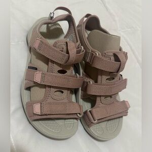 NEW Women’s Size 6.5 US KEEN Astoria West Open Toe Sandals in light pink
